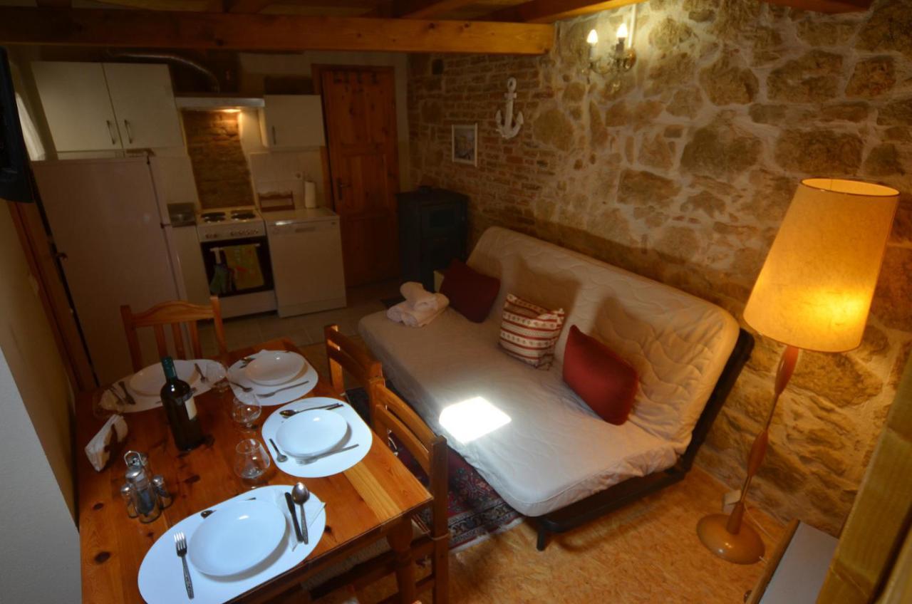 רוביני Studio Apartment La Maison De Catherine מראה חיצוני תמונה