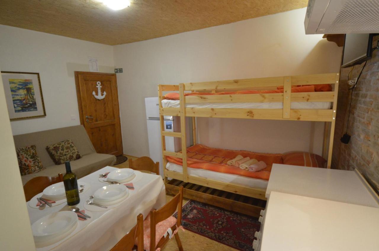 רוביני Studio Apartment La Maison De Catherine מראה חיצוני תמונה