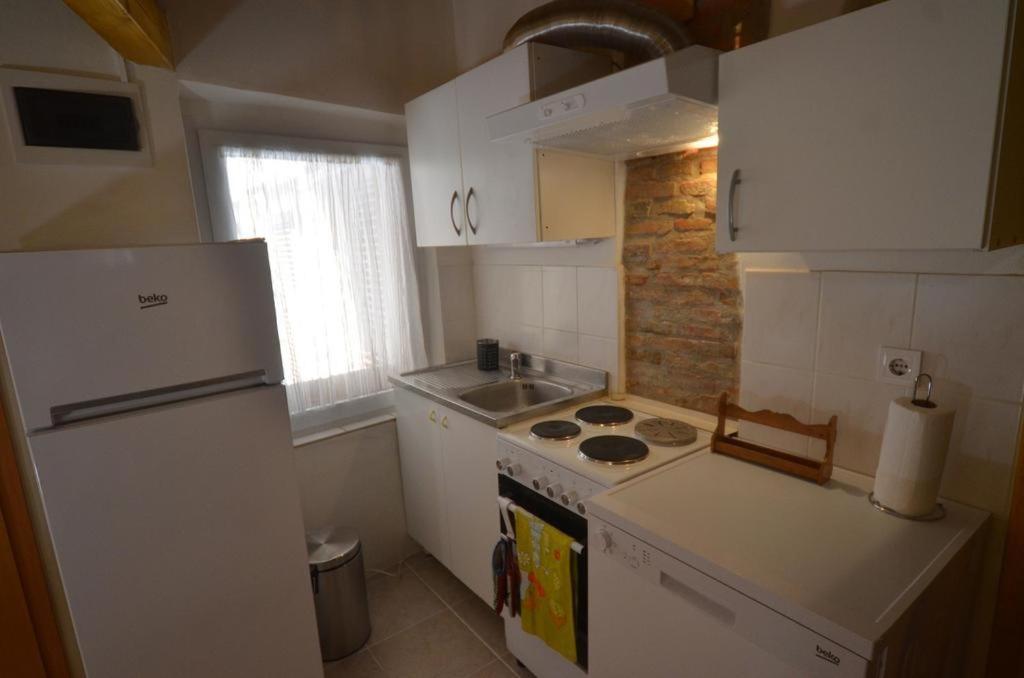 רוביני Studio Apartment La Maison De Catherine מראה חיצוני תמונה
